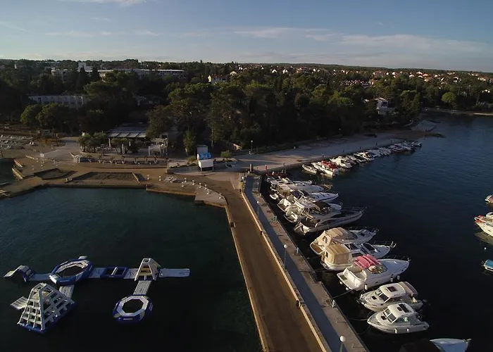 Apartment Dijana 2 *